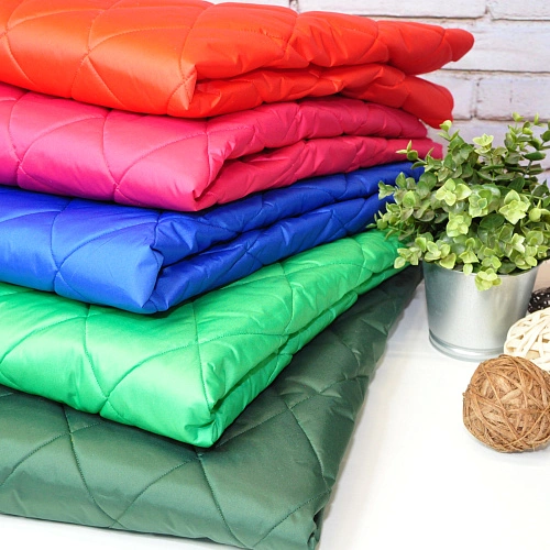 Плащевка стеганая "Ромбик" (яркий розовый)