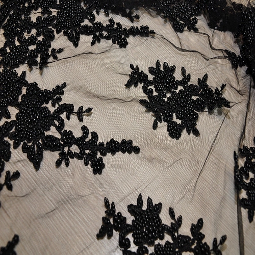 Вышивка на сетке с биссером (черный2)