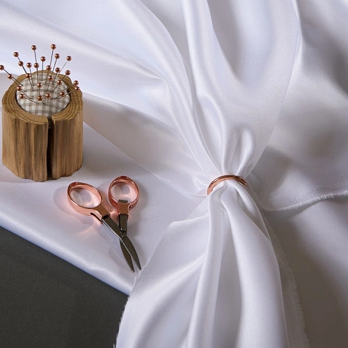 Атлас свадебный, белый