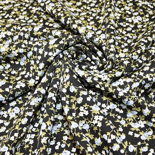 Штапель принт голубые цветочки на черном фоне