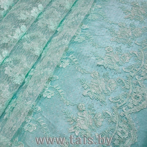 Вышивка на сетке (мятный)