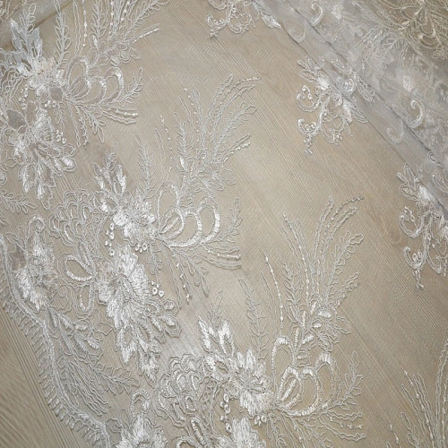 Вышивка на сетке  "Моника" (белый)