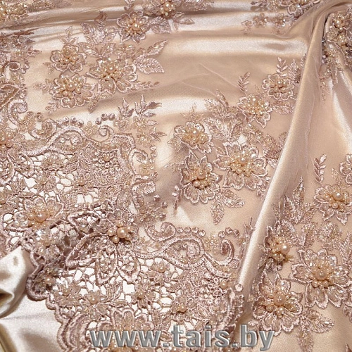 Вышивка на сетке с биссером (бежевый)