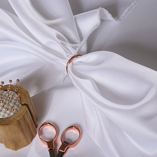 Атлас свадебный, белый