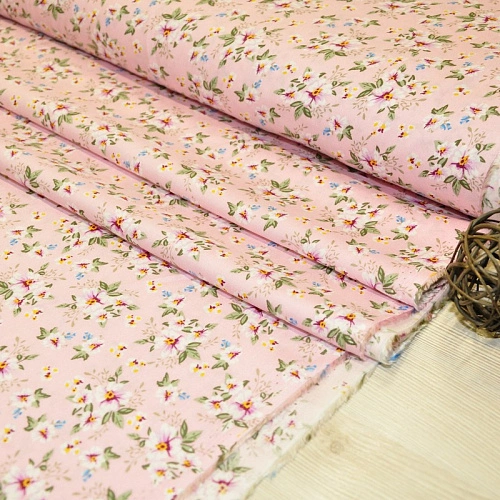 Штапель принт 23 цветочки на розовом фоне