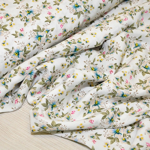 Штапель принт 23 цветочки на белом  фоне