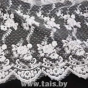 Вышивка на сетке (белый)