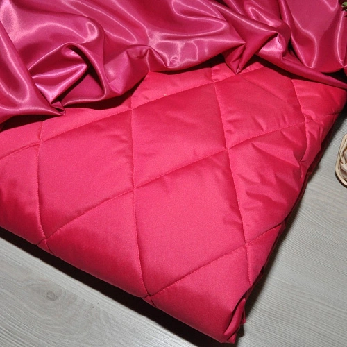 Плащевка стеганая "Ромбик" (яркий розовый)