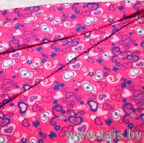 Кулирная гладь набивная "Сердечки фон фуксия"