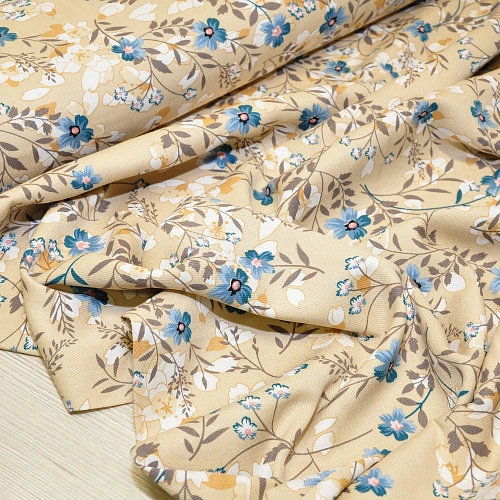 Штапель плотный "Васильковые цветы на бежевом фоне"