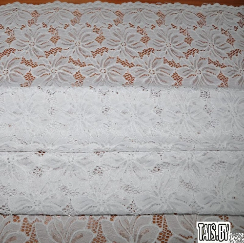 Гипюр стрейчевый с ажурным краем (белый)