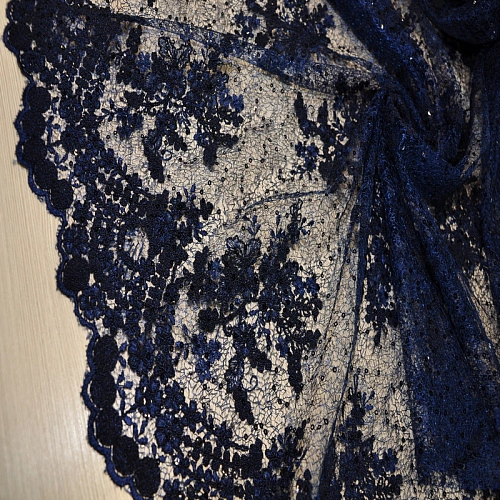 Вышивка на сетке с пайетками "Скарлет" (синий)