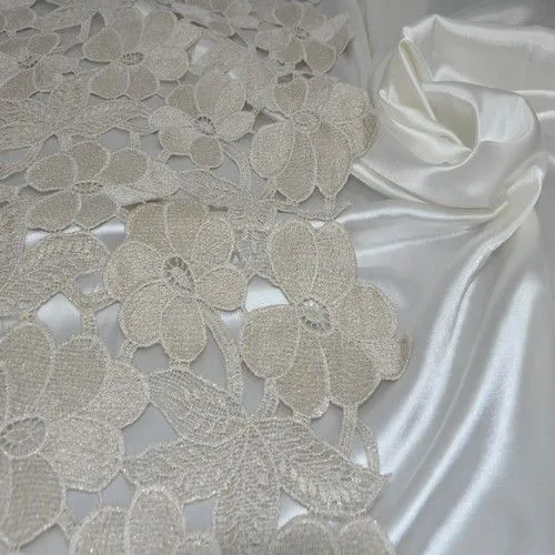 Кружево (бежевый с золотом)