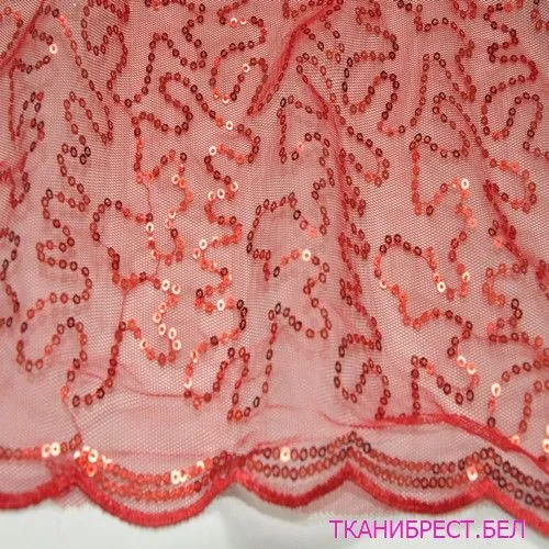 Пайетки на сетке красные