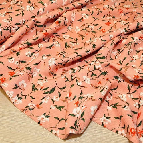 Штапель "Твил" " Цветочки на персиковом фоне