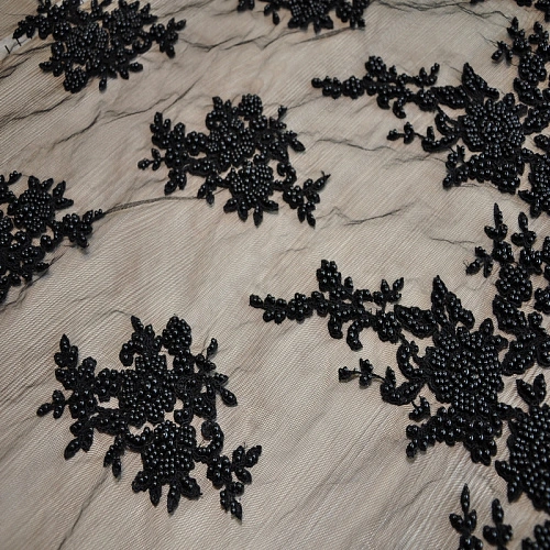 Вышивка на сетке с биссером (черный2)