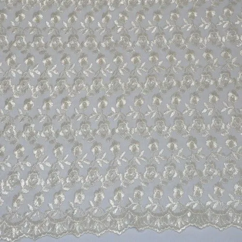 Гипюр Индонезия (молочный с желтым оттенком)