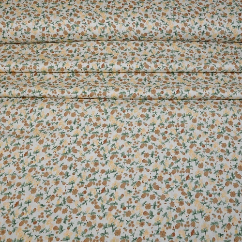 Штапель принт "Мелкий цветочек на молочном фоне"