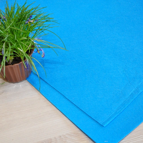 Фетр рулонный 1мм (голубой)