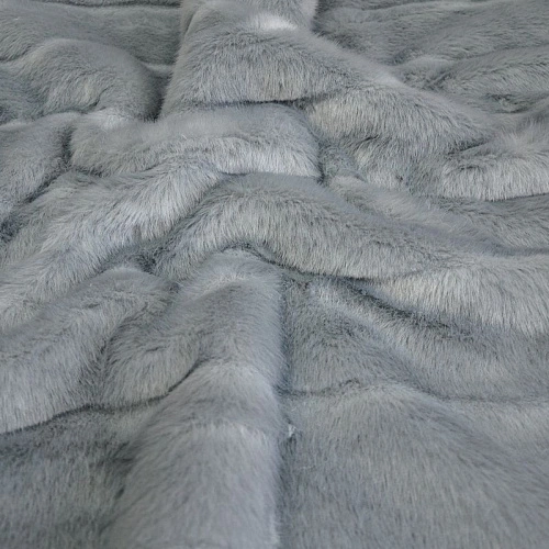 Гладкокрашенный "под норку с фасонной стрижкой" (серый)