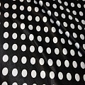 Атлас тонкий принт (черный фон белый горох 1,8см)