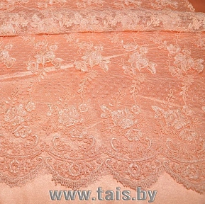 Вышивка на сетке (персиковый)