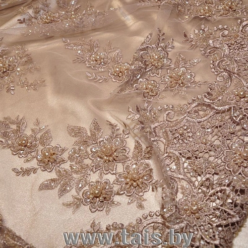 Вышивка на сетке с биссером (бежевый)