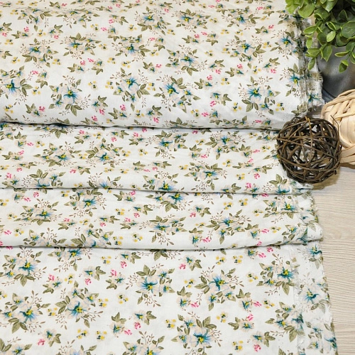 Штапель принт 23 цветочки на белом  фоне