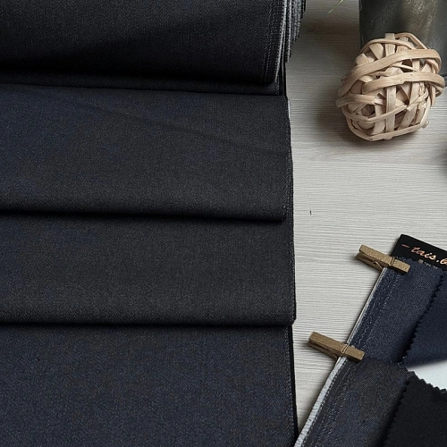 Джинс утепленный на флисе (черный)