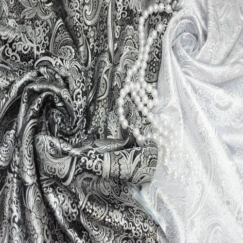 Парча жаккард (черный с серебром)