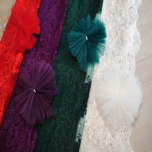 Вышивка на сетке  (изумруд)