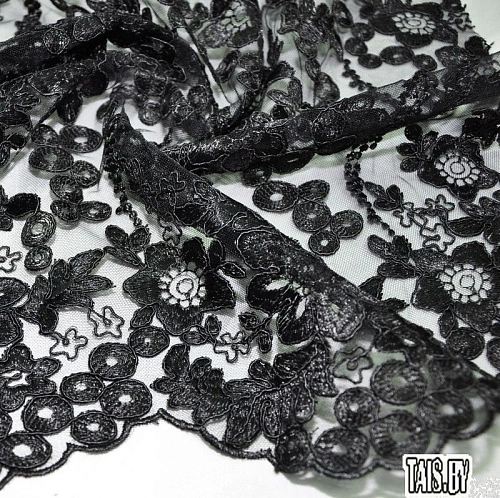 Вышивка на сетке (черный)