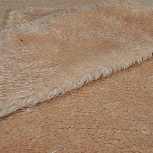 С отделкой под овчинку (бежевый)