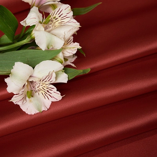 Атлас свадебный, красный