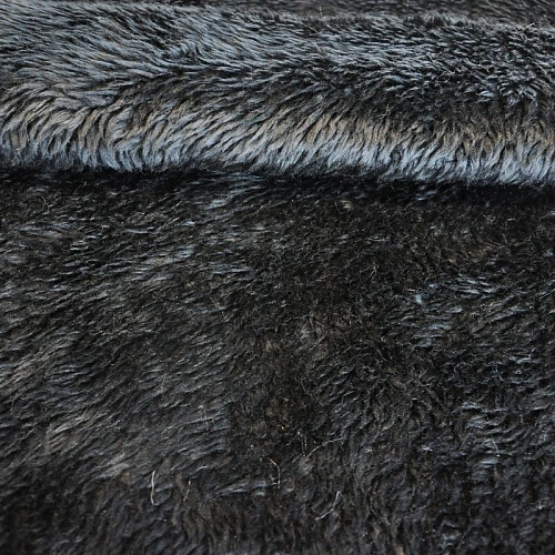 С отделкой под овчинку (черный)