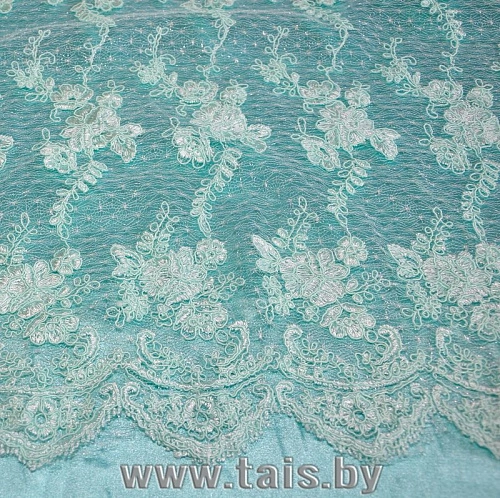 Вышивка на сетке (мятный)