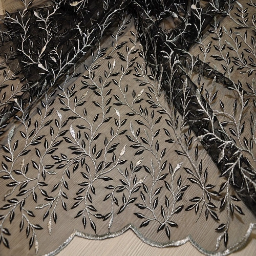 Вышивка на сетке (черный+серебро)