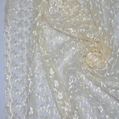 Гипюр Индонезия (молочный с желтым оттенком)