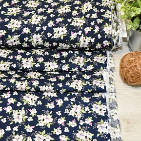 Штапель принт 23 цветочки на синем фоне