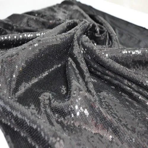 Пайетки на трикотаже (черный)