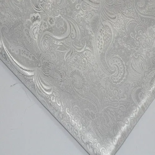 Парча жаккард (белый с серебром)