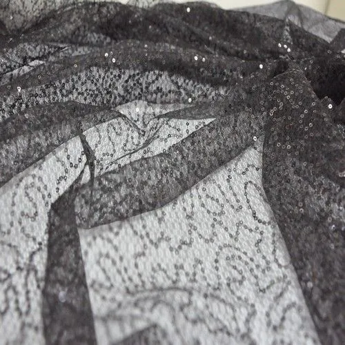 Пайетки на фатине (черный)