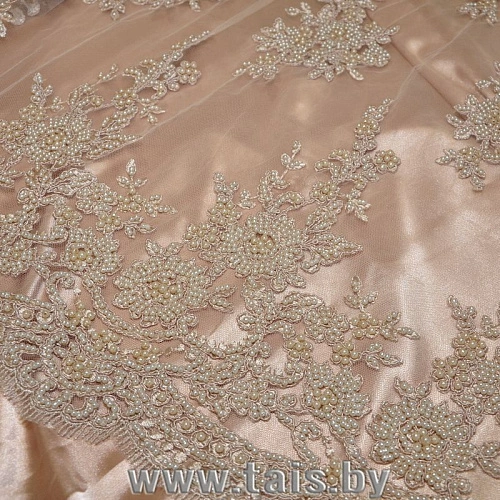 Вышивка на сетке с биссером (светло-бежевый)