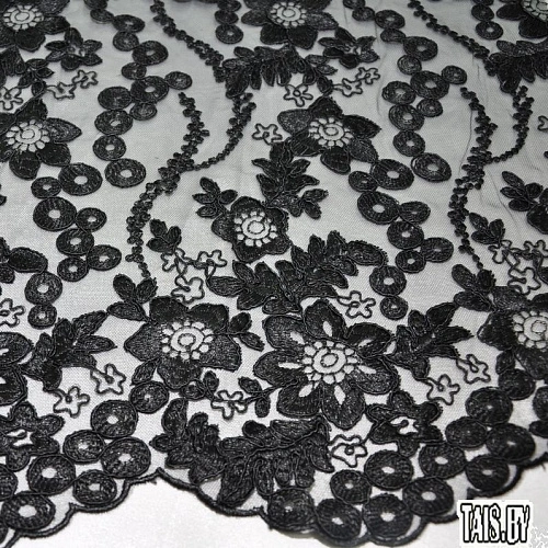 Вышивка на сетке (черный)