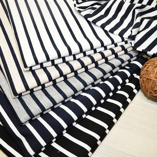 Футер 2-х нитка Полоска (черный фон белая полоска)