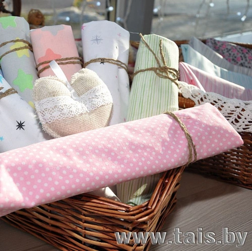 Ткань х/б плательная (звезды желтые)