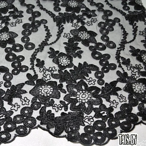 Вышивка на сетке (черный)