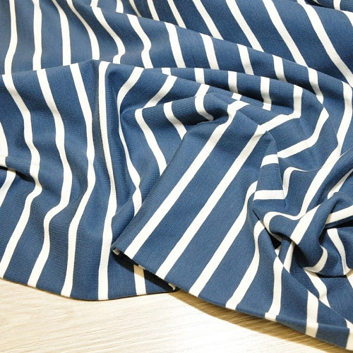 Кулирная гладь "Тельняшка" "2см-0,5см индиго +молочный"