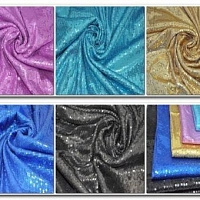 Пайетки на трикотаже