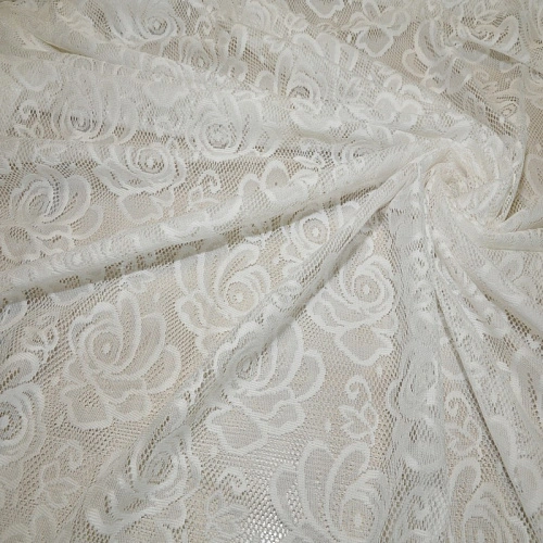 Гипюр (молочный)